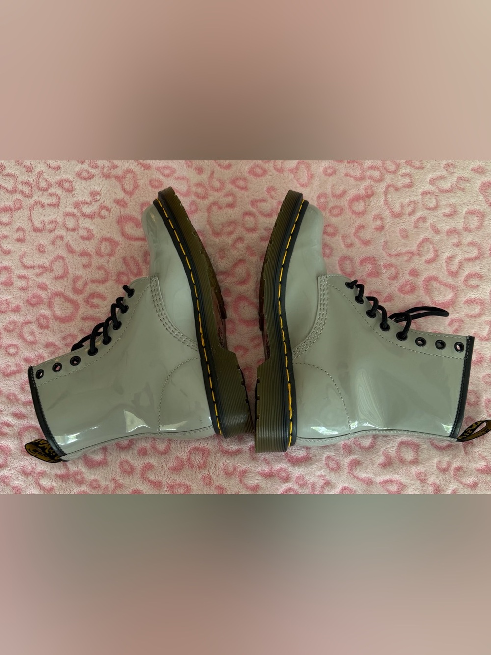 Dr. Martens 1460 Patent Leather Lace Up 
Boots Women’s Size: 7 - Picture 6 of 12
